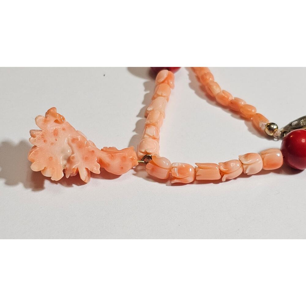 Vintage Czechoslovakian Carved Coral Flower Necklace 17.5" - Picture 5 of 5